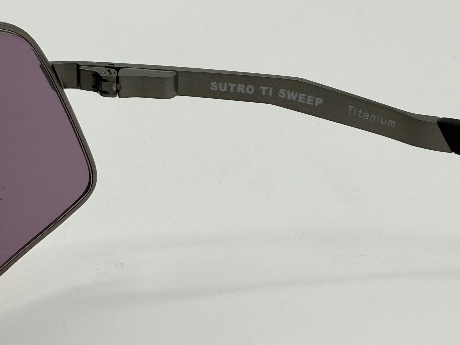 OAKLEY SUTRO TI SWEEP SUNGLASSES TITANIUM METAL GUNMETAL