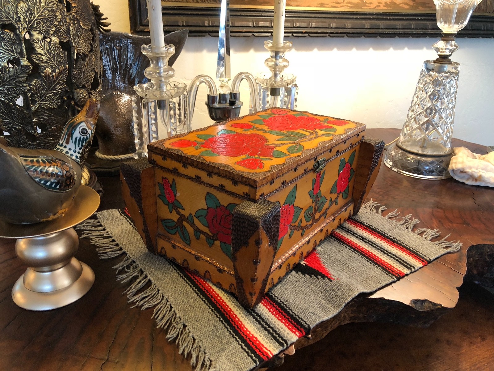 1950'S ORIG HAND PAINTED RED ROSES CARVED BURNED ARTS & CRAFTS TOOLED WOOD BOX