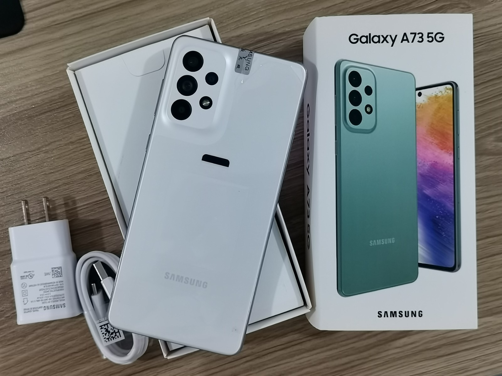 Samsung Galaxy A73 5G - 128 GB &frasl;256GB - Dual-SIM (Unlocked) 108MP