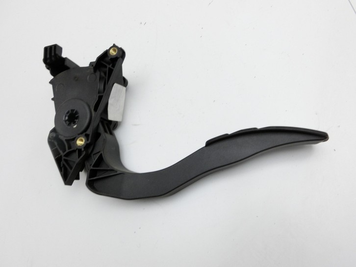 Renault Scenic IV J9 16-20 1,2 97KW Gaswertgeber Gaspedal Renault Scenic IV J9 16-20 27.01.2017 180027890R... Vorschau 4