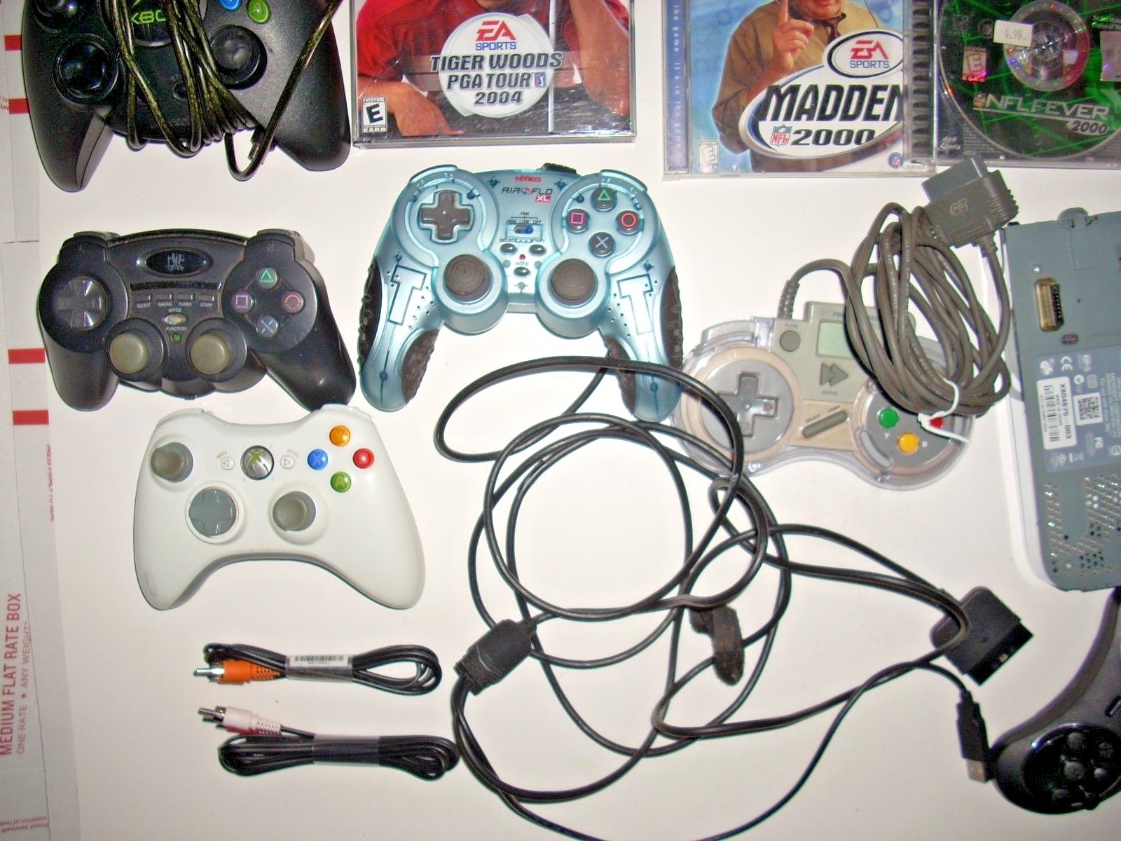 ?????? -  HUGE LOT XBOX 360 GAMES, CONTROLLERS LOT ??