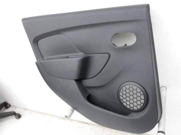 Dacia Sandero II B8 15-19 Lim Türverkleidung Türpappe Links Hinten Dacia Sandero II B8 15-19 19.12.2014 gebraucht Vorschau 4