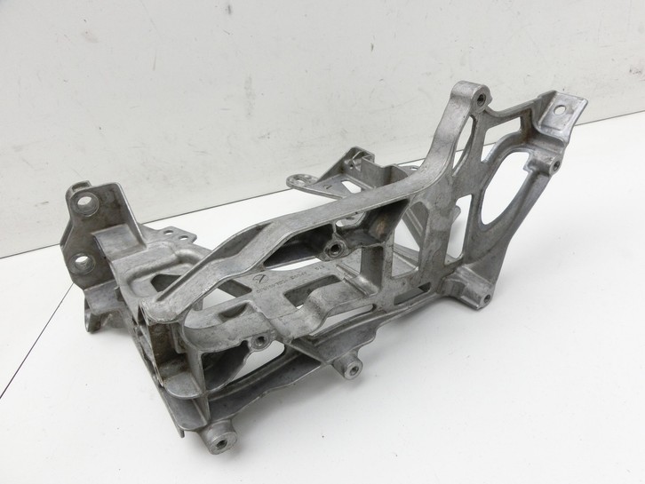 Mercedes-Benz C-Klasse W205 Halter Träger Führung Aufnahme f. Scheinwerfer Links Vorne Mercedes-Benz C-Klasse W205... Vorschau 3