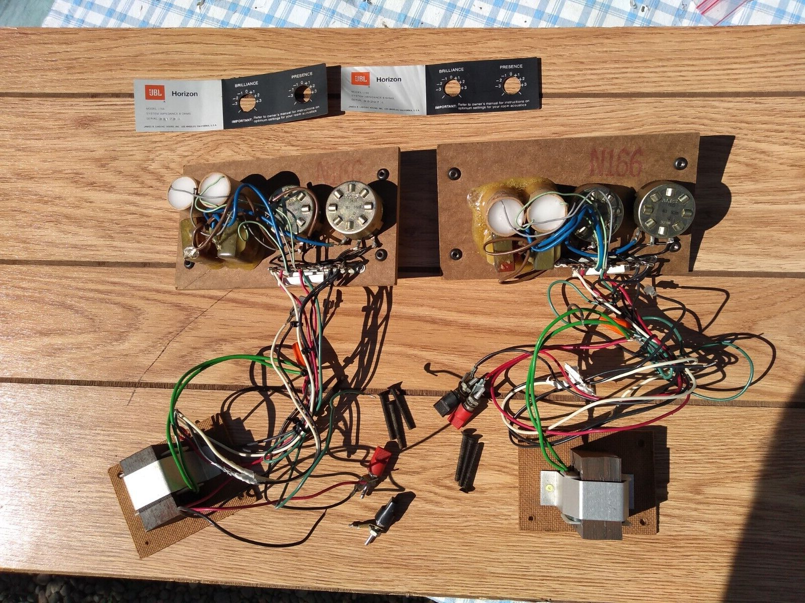 JBL L166 Horizon Speakers Crossovers Complete Pair Workingの JBL L166 Horizon Speakers Crossovers Complete Pair Workingの