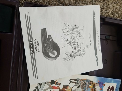 Suzuki QC-1 Q Chord Digital Songcard Guitar w/ Hard Case, manual & 4 Cartridges