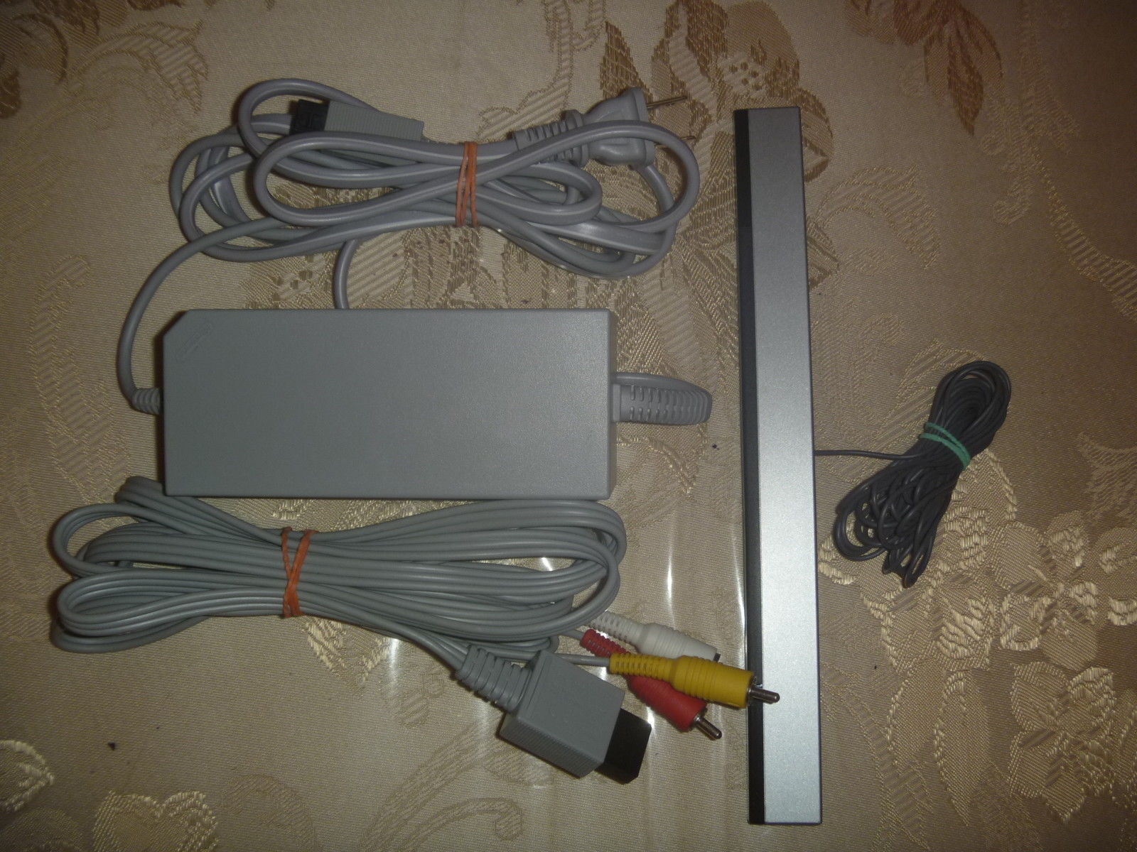 Official OEM Nintendo Wii Power Supply Ac Adapter + Wired