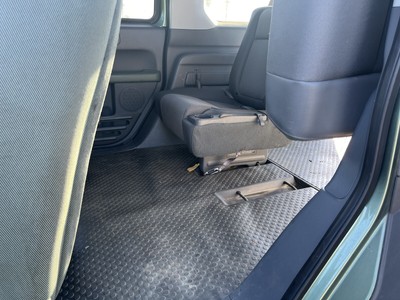 image 4 of interior