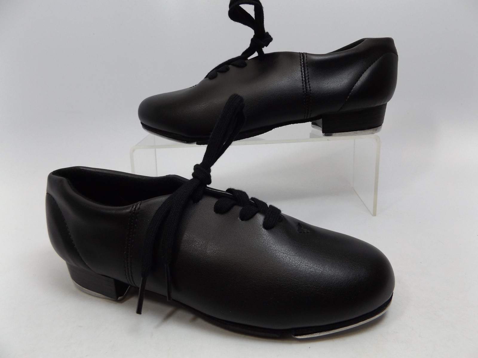Capezio CG17  Dance Tap Shoes GIRLS SZ 4.5 M BLACK  Lace Up NEW DISPLAY M916