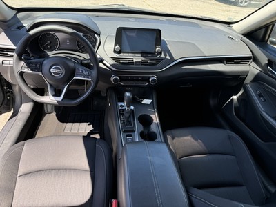 image 3 of interior