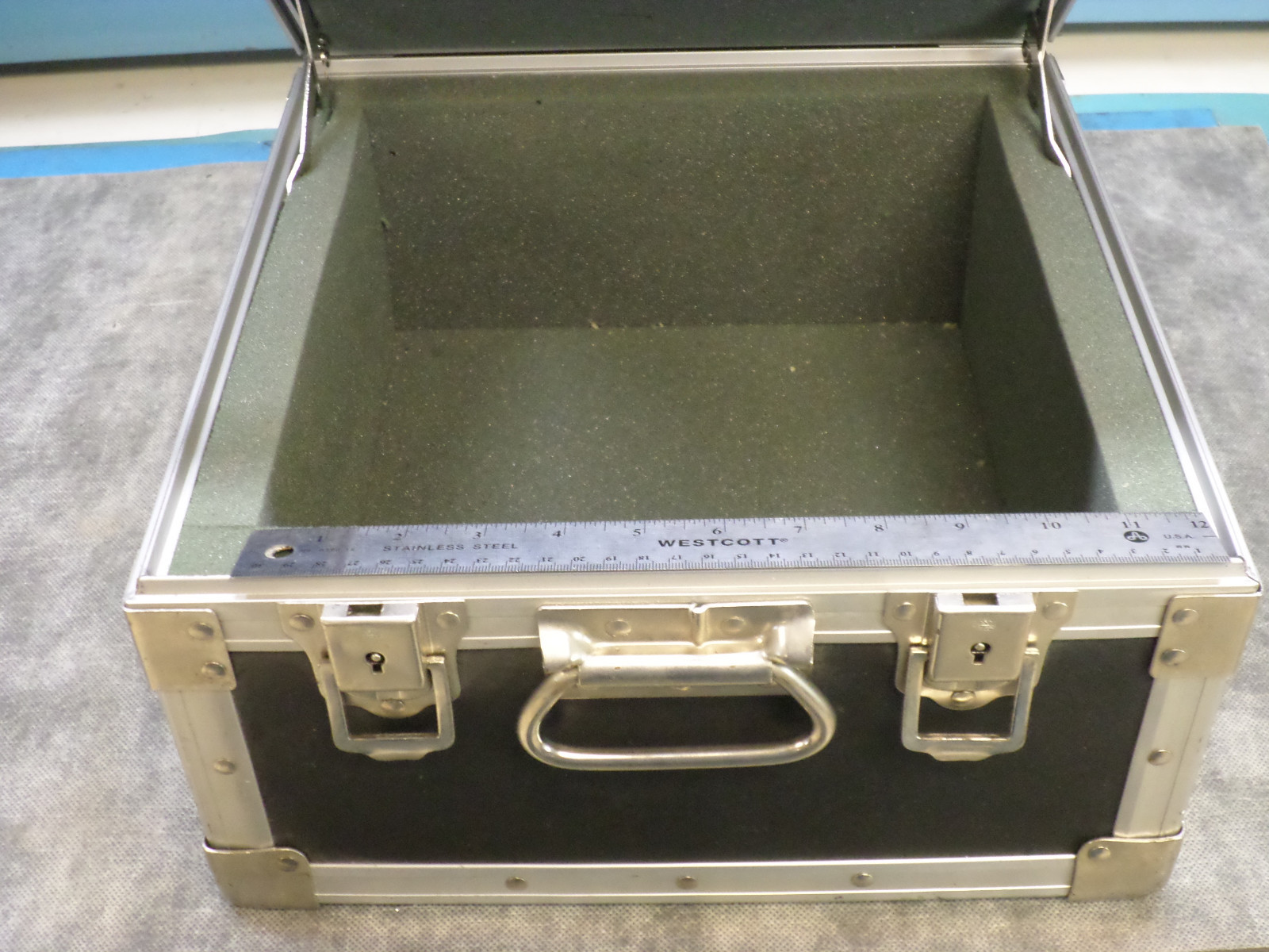 Wilson Padded Heavy Duty Shipping Case -11x11x5 Interior- Hinged Lid