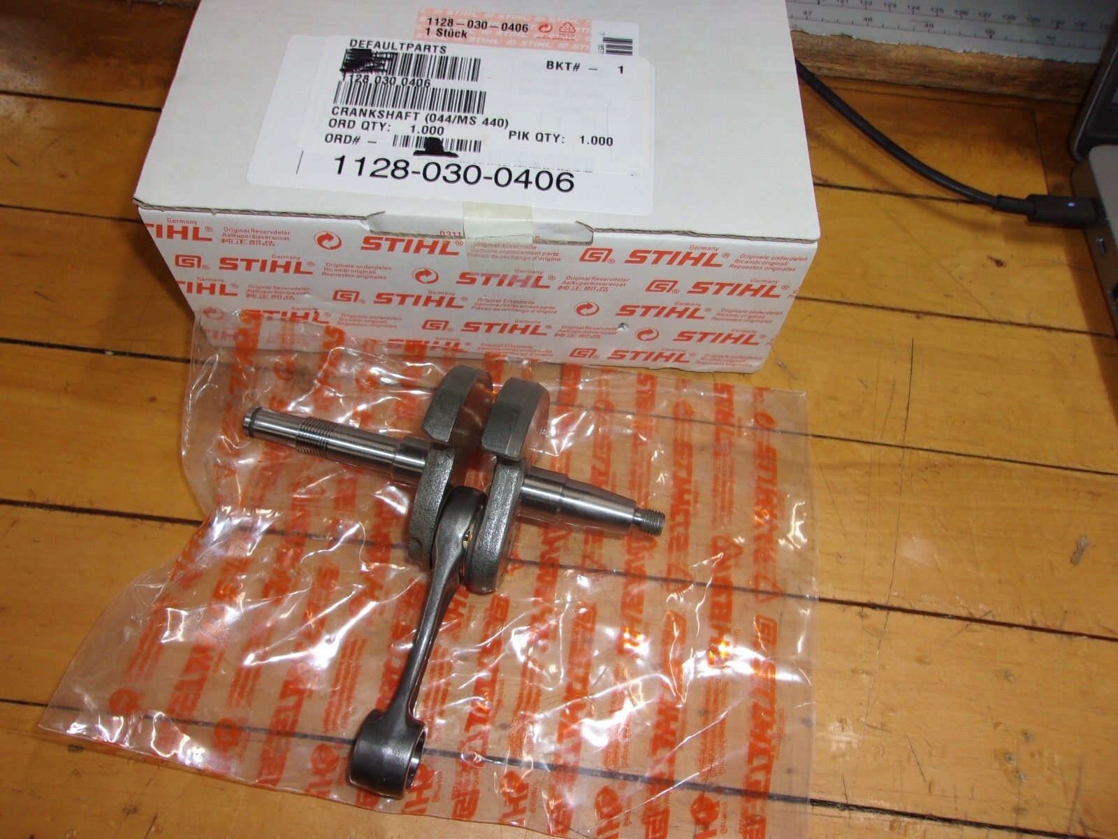 Stihl OEM 044 Crankshaft Assy 12mm MS440 1128-030-0406 #GM