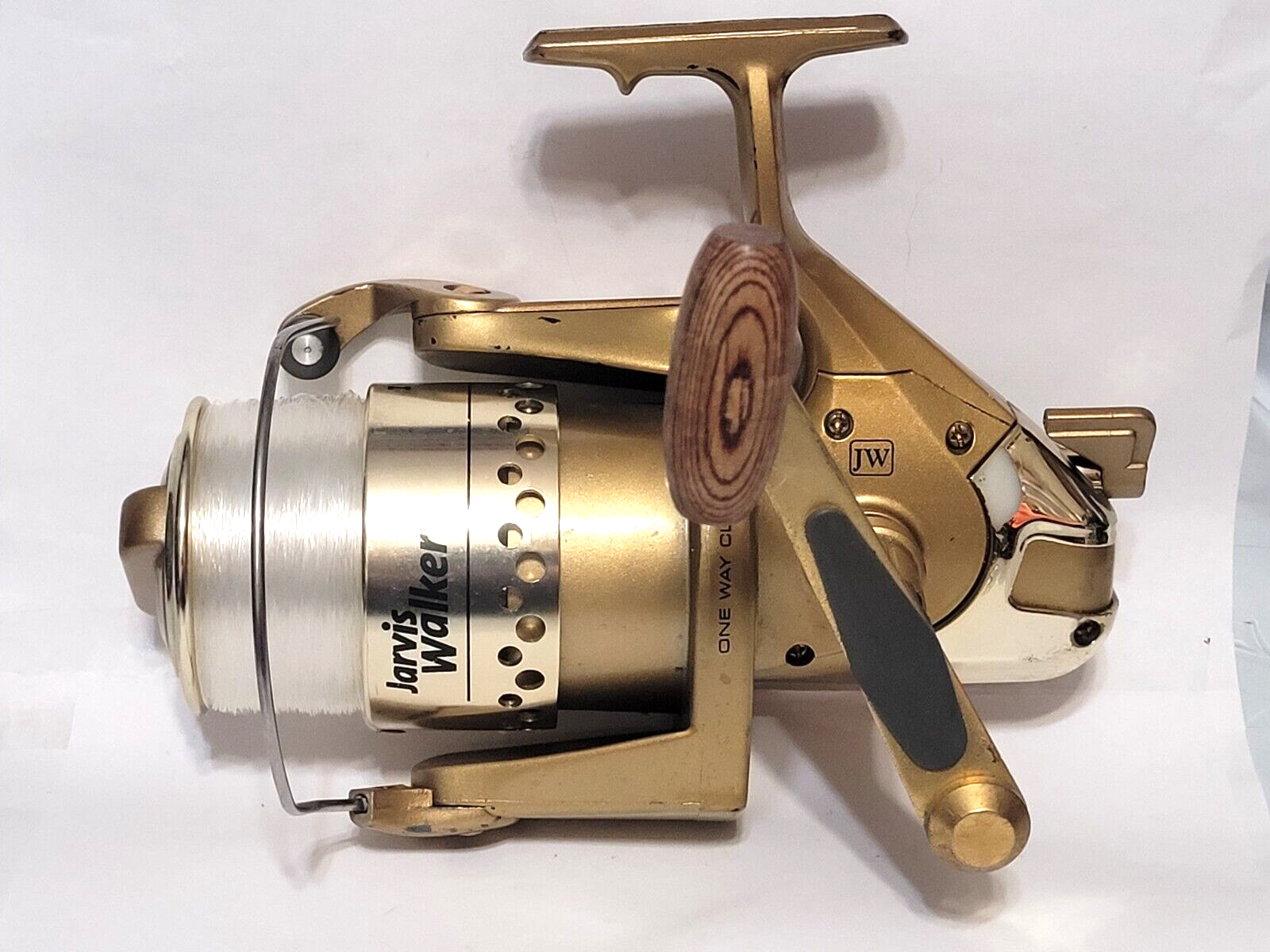 Jarvis Walker integra gold series II 8500 reel, 4 BB with new line