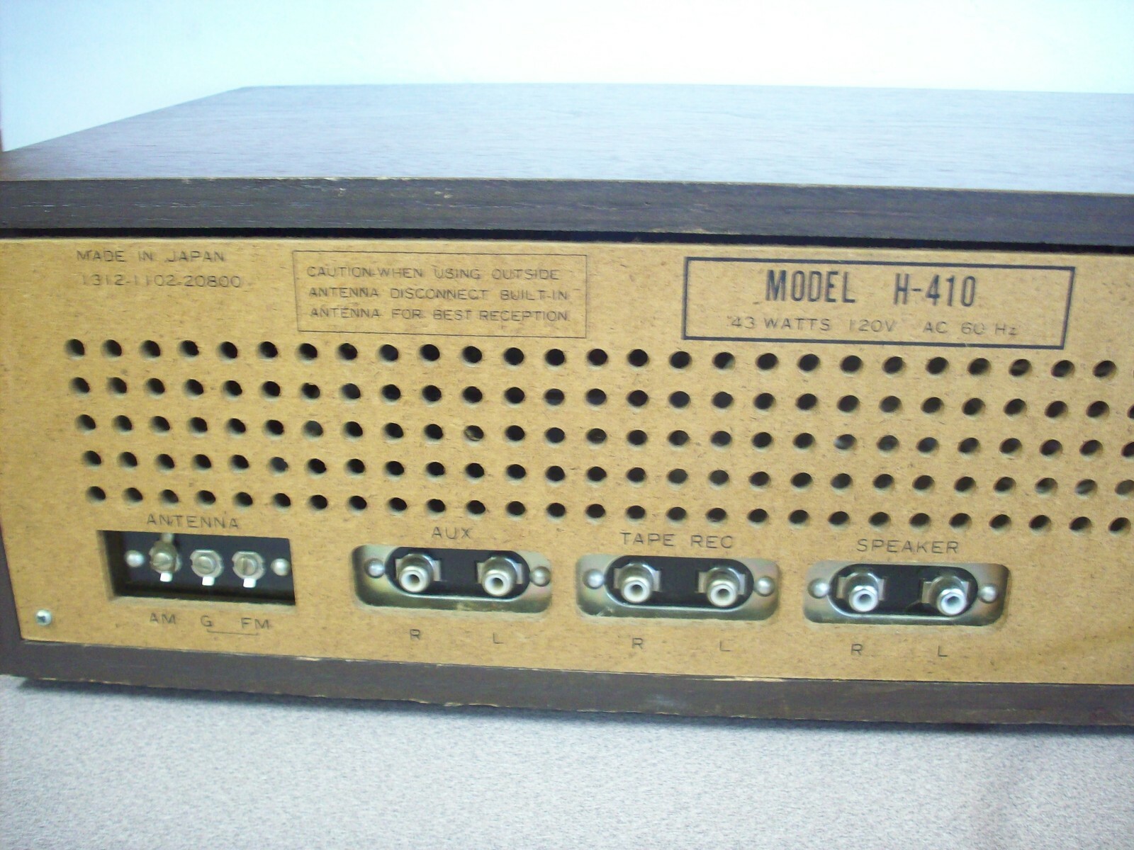 Vintage Lear Jet 8 model H-410 stereo reciever 8-track-WORKS