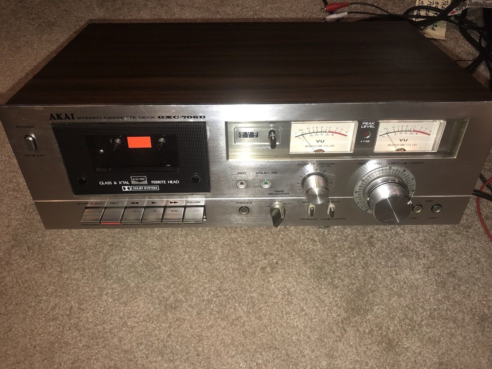 ポータブルプレーヤー Akai cassette deck gxc-706d Akai GXC-706D Stereo Cassette Deck | Vintage Audio - YouTube
