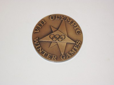 SQUAW VALLEY 1960 OLYMPICS PARTICIPATION MEDAL EXTRA FINE CONDITION