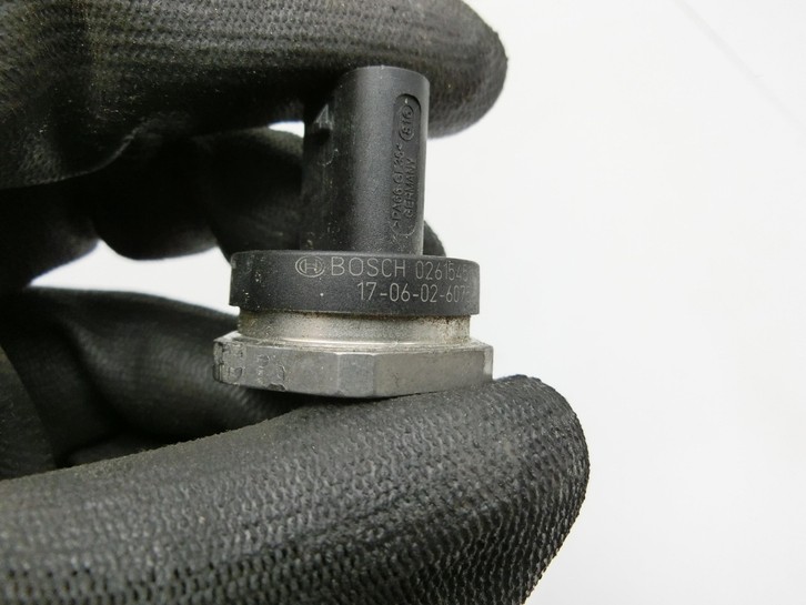 BMW 218i F45 14-18 1,5 100KW Railsensor Drucksensor Kraftstoffdrucksensor BMW 218i F45 14-18 17.07.2017 9323658... Vorschau 4