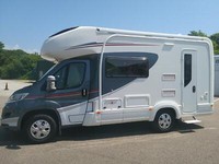 Auto-Trail Tracker EKS Lo-Line DIESEL MANUAL 2017/17