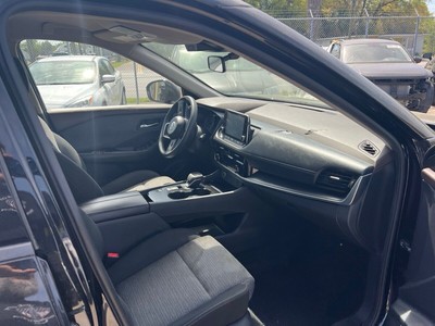 image 4 of interior