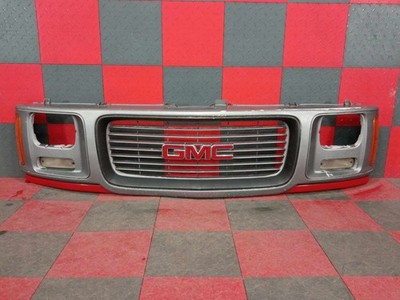 1996-2002 GMC Van Savana 3500   Front Grille Grill Assembly   #15037243