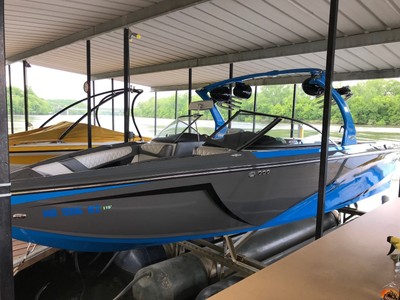 2014 Tige Z3 Wakeboard Wakesurf Boat