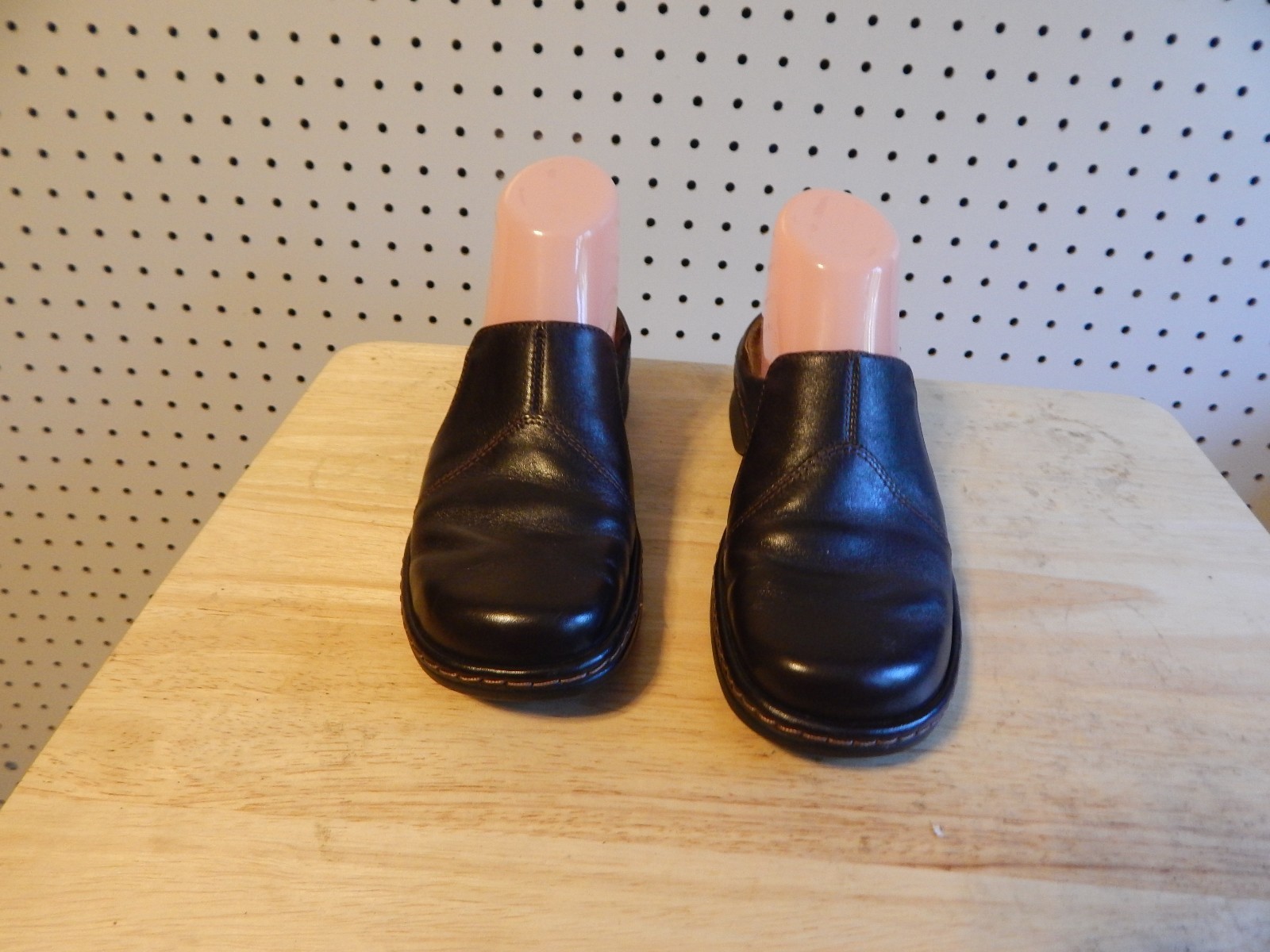 Womens Clarks shoe clogs - brown - size 6.5 M ~ #31902