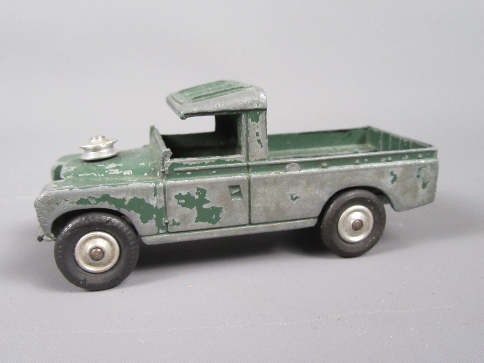 Corgi Land Rover Defender ミニカー 1:43 Corgi Land Rover Diecast & Toy 1:43 for sale | eBay