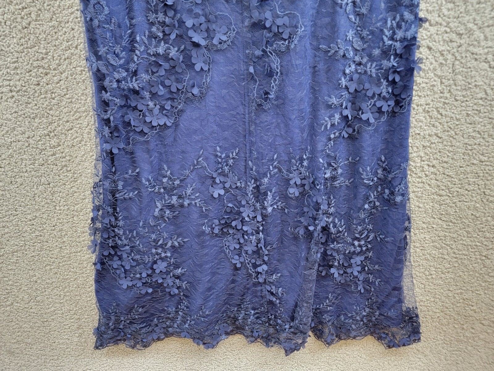 Adrianna Papell Ruffled Embroidered Mermaid Gown Women's 14 Navy 3D Floral Zip - Picture 11 of 17