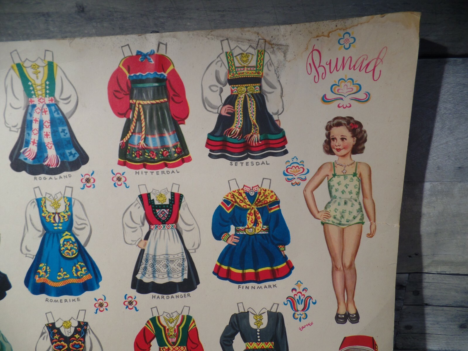 2 BUNAD DAMM PAPER DOLLS NORWEGIAN NORWAY #60 61 sheet