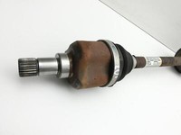 Peugeot 2008 I 16-19 1,2 96KW Antriebswelle Gelenkwelle Links Vorne Peugeot 2008 I 16-19 30.06.2016 9809258480 gebraucht Vorschau 2