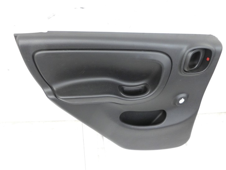 Fiat Panda 4x4 319 12-22 Türverkleidung Türpappe Links Hinten Fiat Panda 4x4 319 12-22 22.01.2018 gebraucht Vorschau 3