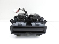 Tesla Model 3 LR Highland Luftdusche Luftdüse Mitte Hinten Tesla Model 3 LR Highland 16.01.2024 4079493 4287936... Vorschau 1