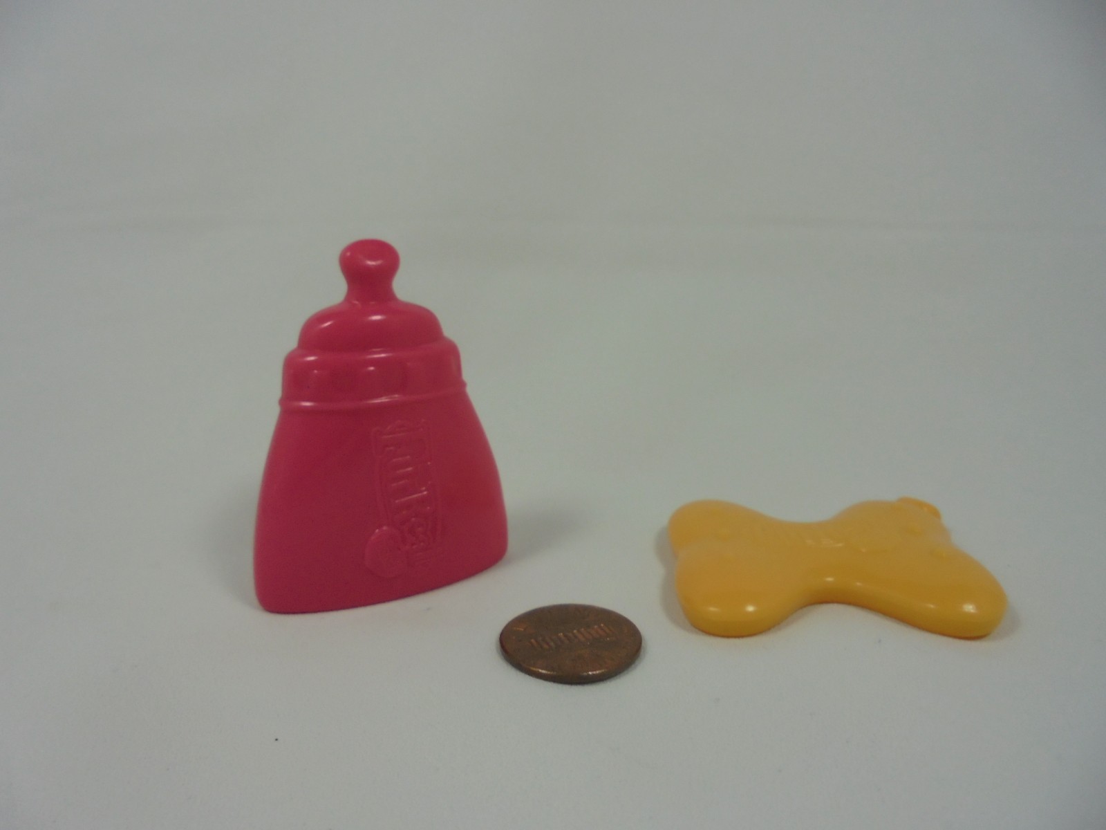 Hasbro FurReal Pet Fur Real Friends Red Bottle Yellow Bone McDonalds Accessories