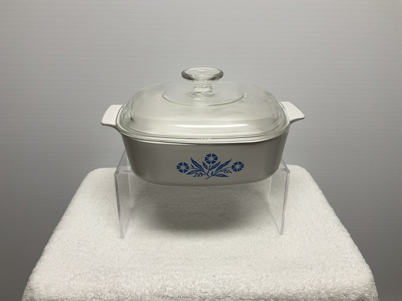 Blue Flower  Corning Ware Dish A-2-B 2 QT. W/Lid
