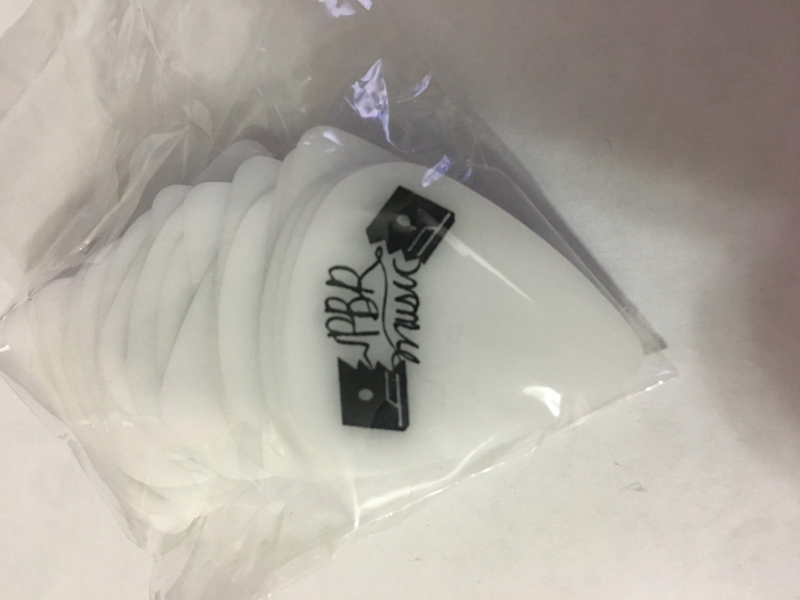 Pabst Blue Ribbon Beer PBR MUSIC Guitar Pick Pic Picks PACK OF 25 NEW Cassette