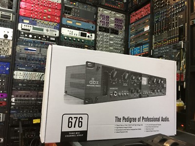dbx 676  Tube Microphone Channel Strip / mic pre amp / open box   ARMENS 