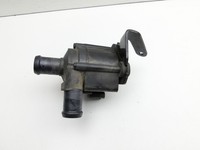 Audi A4 8W B9 19-24 TDI 2,0 140KW Umwelzpumpe Heizung Pumpe Audi A4 8W B9 19-24 24.10.2019 5Q0965561B 04L965559A... Vorschau 4