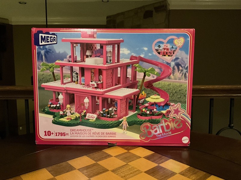 ⚡️FREE UPS OVERNIGHT Mega Brands Barbie DreamHouse Building Kit