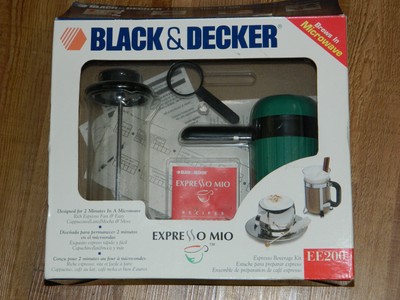 NEW Black & Decker Expresso Mio Microwave Cappuccino Maker Kit EE200 & Frother