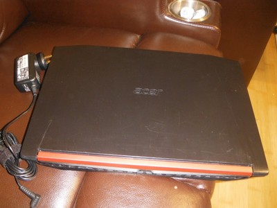 Acer Nitro 5 AN515-53 Core i5-8300H 2.30GHz GTX 1050 8GB RAM 500GB HDD 15.6"