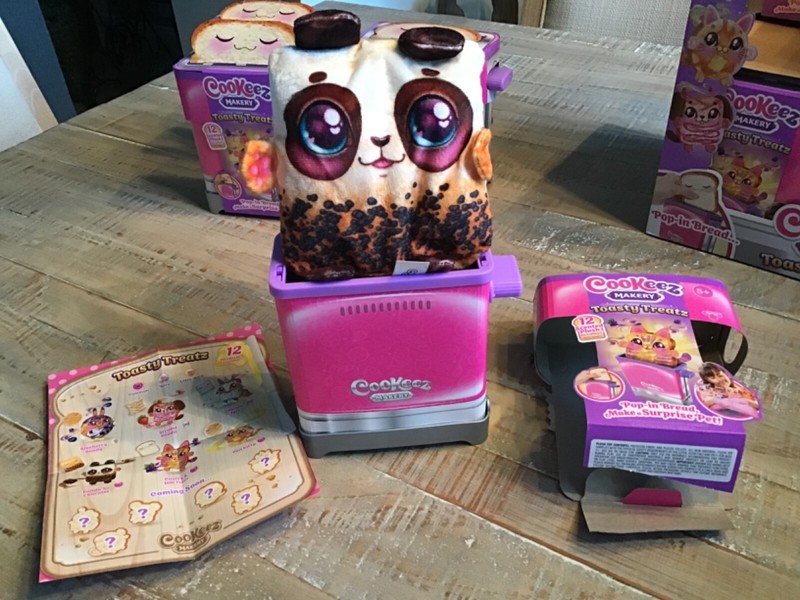 NEW Cookeez Makery Toasty Treatz PANDA AU CHOCOLAT Toaster Oven
