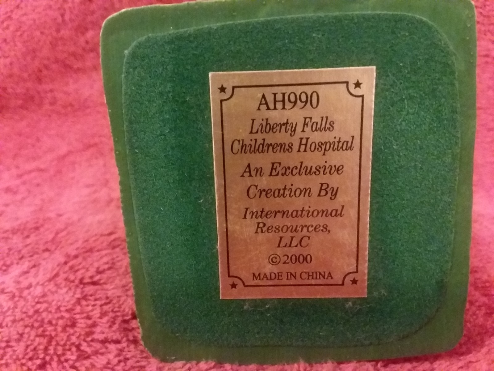 Liberty Falls AH990 Liberty Falls Childrens Hospital 2000 International Resource