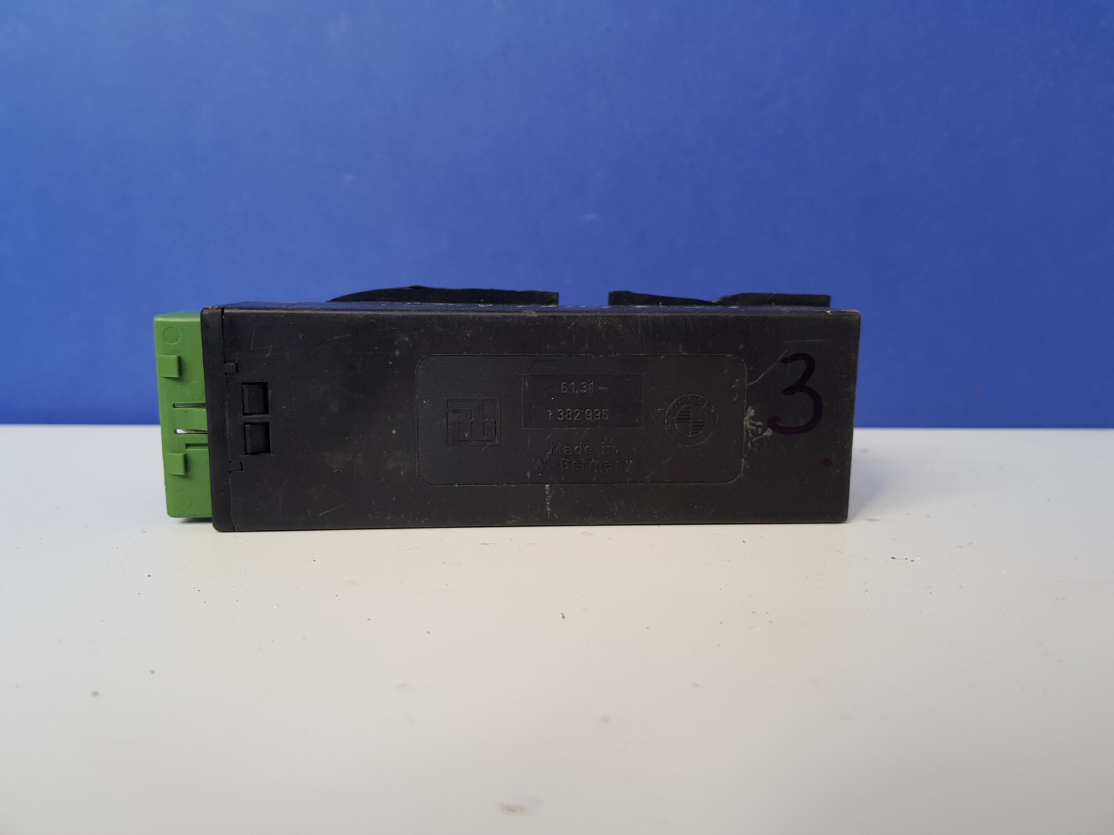 えみ Bmw 1382995 61311382995 61.31-1 382 995 Genuine Electric