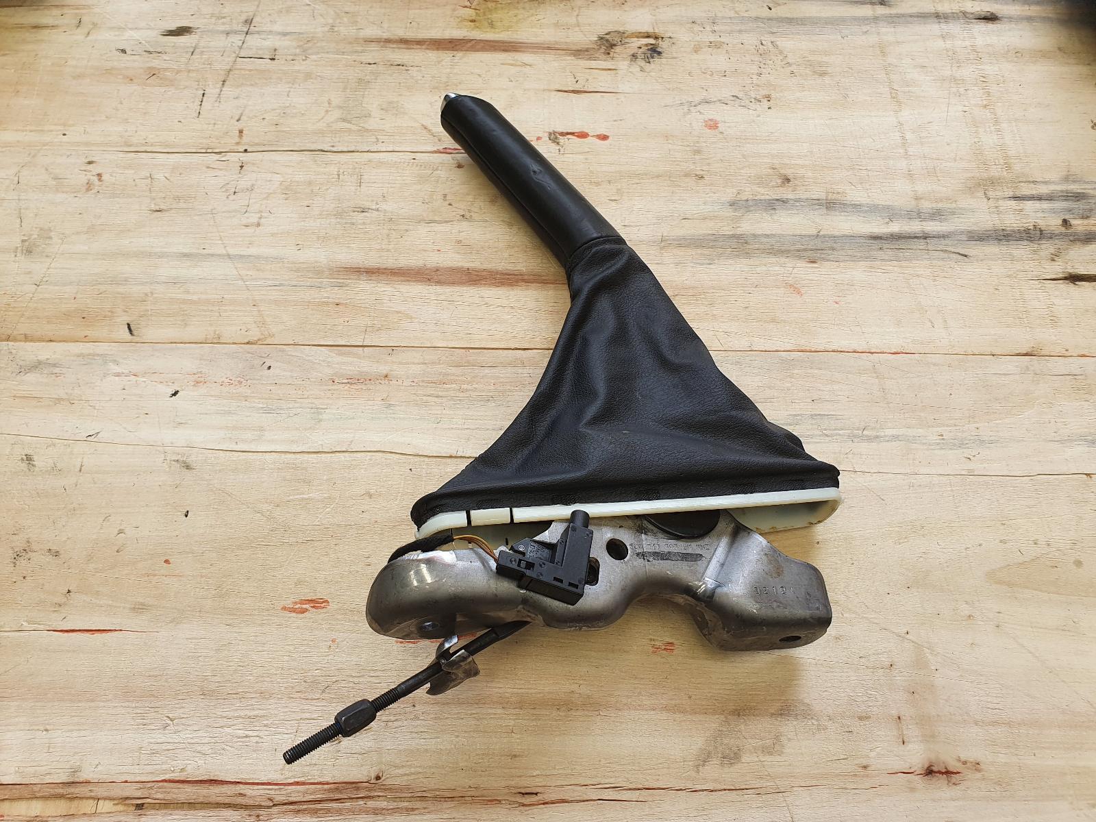 2012 Jetta VW HANDBRAKE LEVER 1B 02/11-02/14 5C0711303BM BLACK image 8
