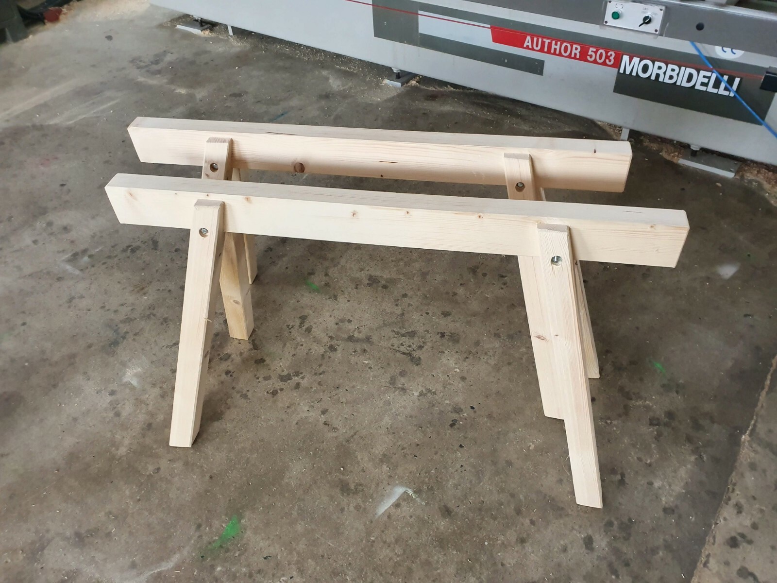 2 Stück Arbeitsbock Holzböcke Schreinerböcke Zimmererbock Montagebock 