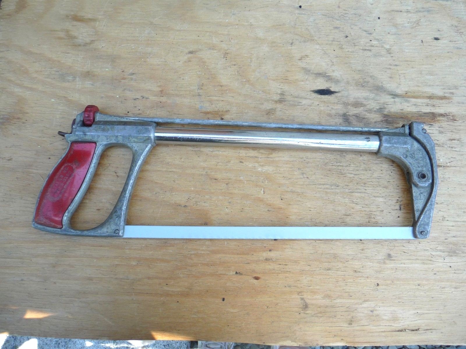 MILWAUKEE Hacksaw 12