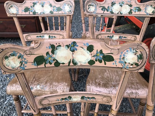 Set Of 6 1820-30 Pa. Paint Decorated Chairs
