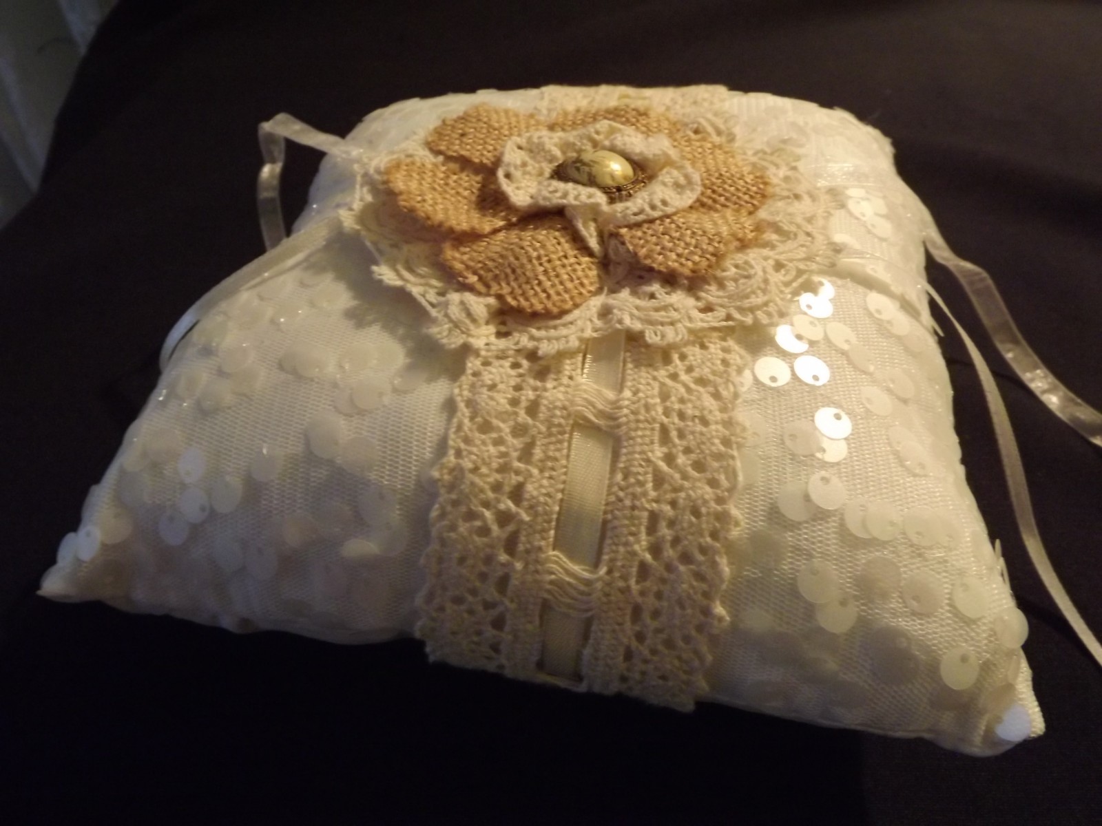 wilton WEDDING RING PILLOW RING BEARER WHITE burlap flower CROCHETED LACE 7