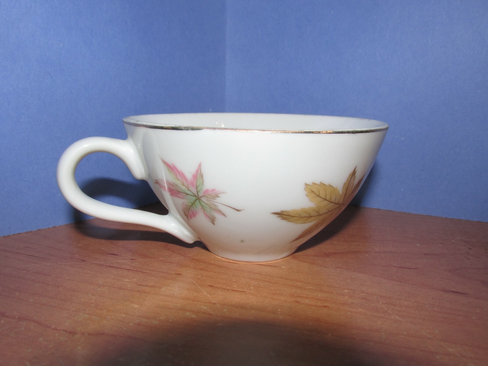 Vintage Royal Ming China Set Of Three Cups E10