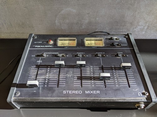 【USA】REALISTIC STEREO MIXER model 32 動作品 USA】REALISTIC STEREO MIXER model 32 動作品
