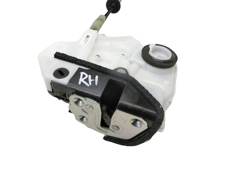 Mazda CX-30 19-24  Türschloss m. ZV Stellmotor Rechts Hinten  - Bild 1